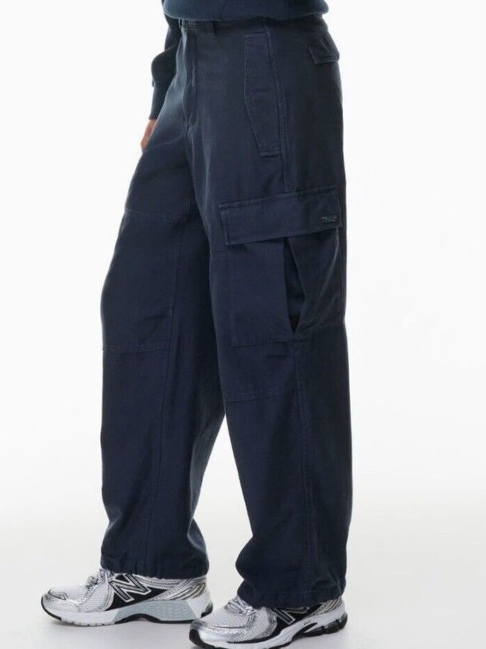 Aritzia Women's Navy Cargo Pants